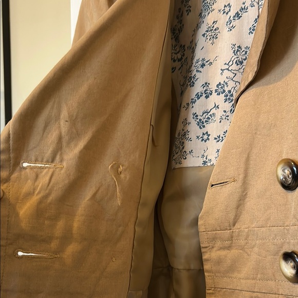 Topshop Women’s Jacket with Floral Lining - Picture 3 of 12